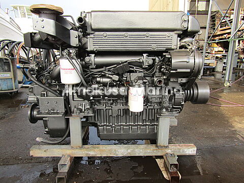 ヤンマー 4CX-GT 280PS(3.53)