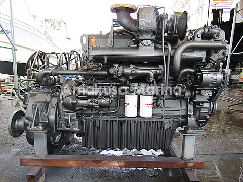 ヤンマー 6CHK-DT 230PS(3.53)