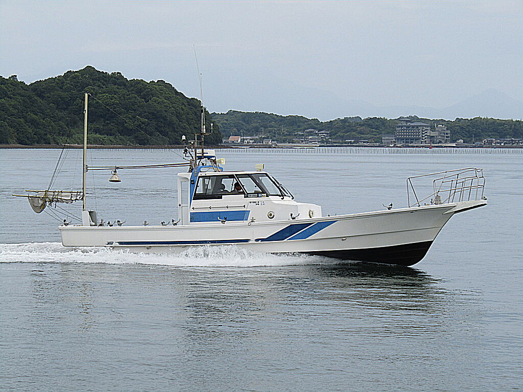 エンジンOH済 マリンシックス16f